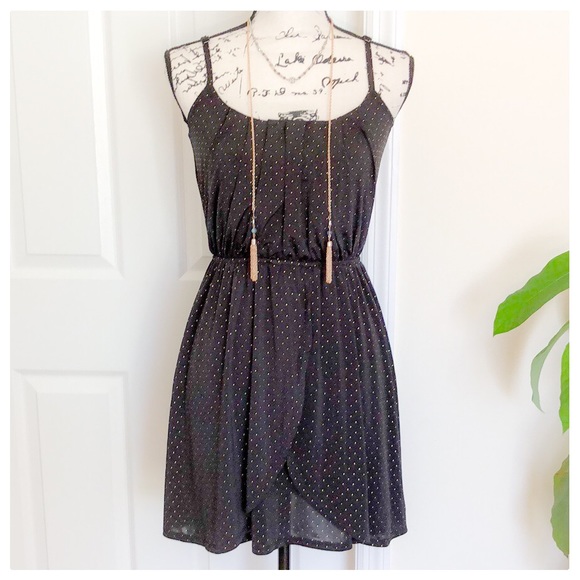 Forever 21 Dresses & Skirts - ❤️Lovely Black Babydoll Dress with gold dots❤️